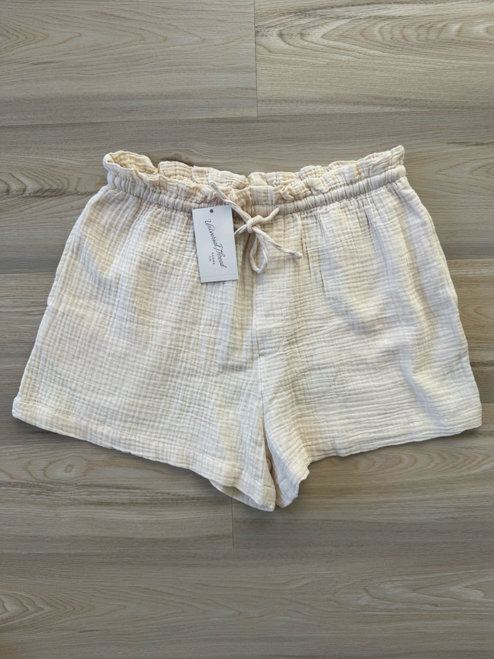 NWT | Universal Thread | Cream Gauze Drawstring Shorts | Size Small
